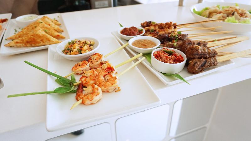 Chill Hotel Seminyak Екстериор снимка
